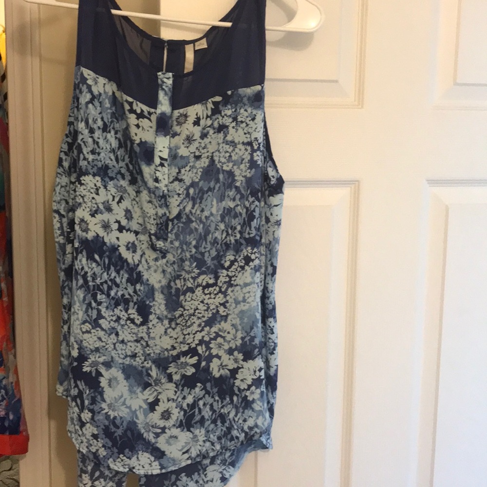 Top-barely worn!